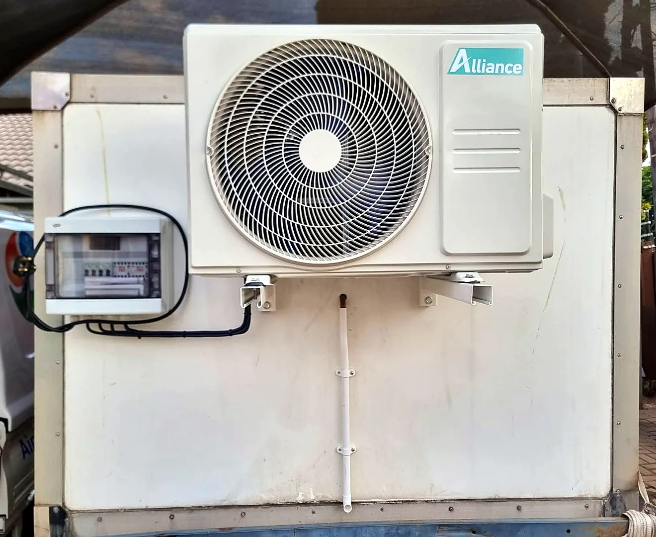 An aircon unit on a cold box